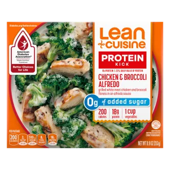 Front Center view of Lean Cuisine Chicken & Broccoli Alfredo
Frozen Entrée 10oz Box NET WT 8.9 OZ (253g) product.